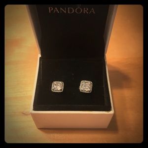 Timeless elegance PANDORA earrings
